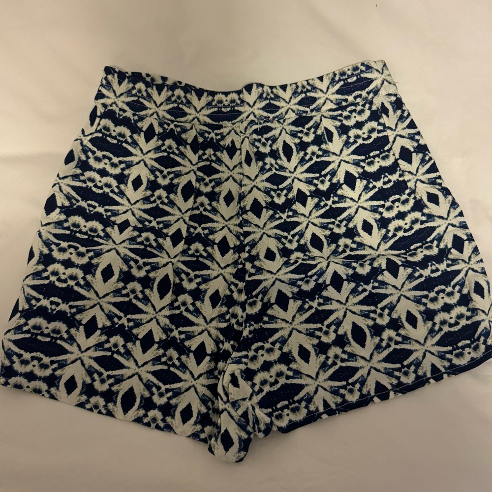 Native Youth Navy and White Patterned Women's Shorts